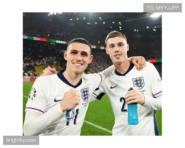 帕尔默与福登：谁更适配英格兰核心角色？战术功能与比赛影响力深度解析